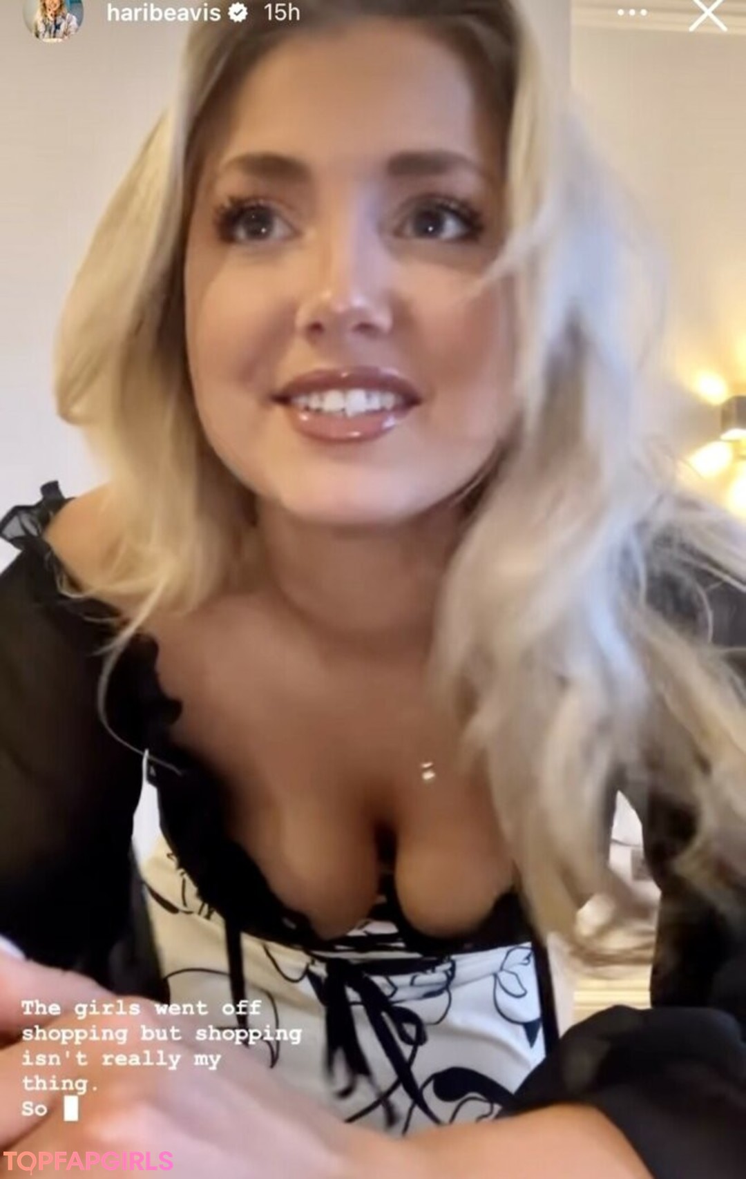 Foto desnuda filtrada de OnlyFans de Thebigtittiecommittee #285 Foto desnuda filtrada de OnlyFans de Thebigtittiecommittee #285