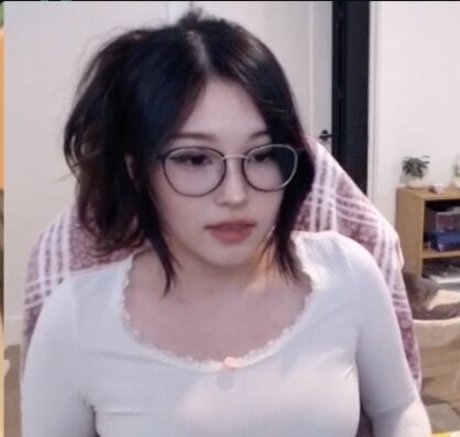Kang Hee Yoon