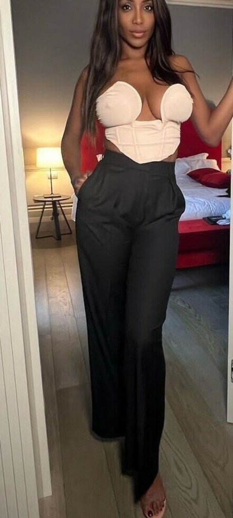 Ainett Stephens