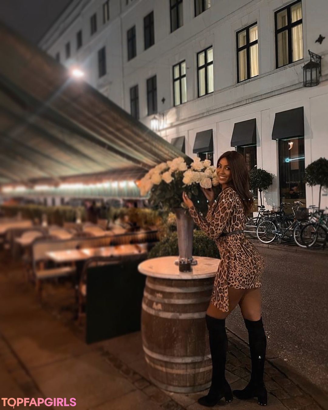 Foto desnuda filtrada de OnlyFans de Ainett Stephens #210 Foto desnuda filtrada de OnlyFans de Ainett Stephens #210