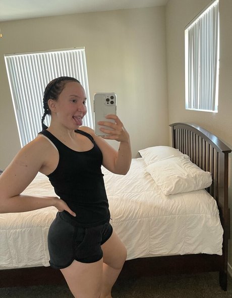 Foto desnuda filtrada de OnlyFans de Fiteen18