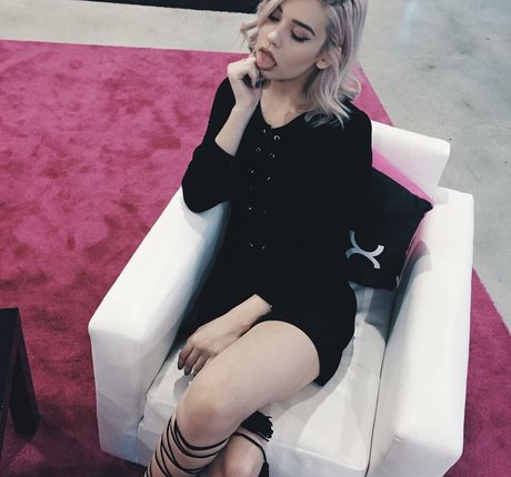 Amanda Steele
