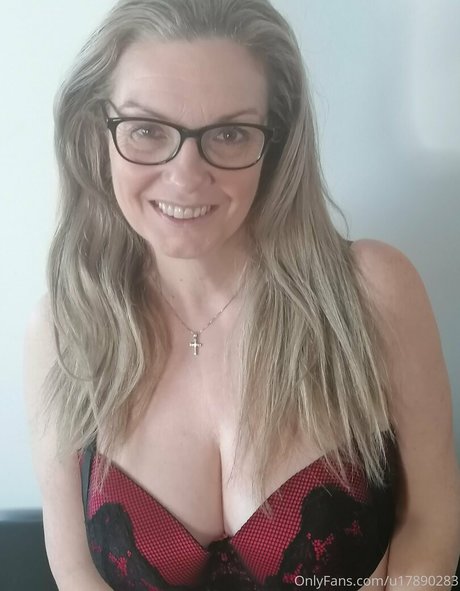 Glamgran56