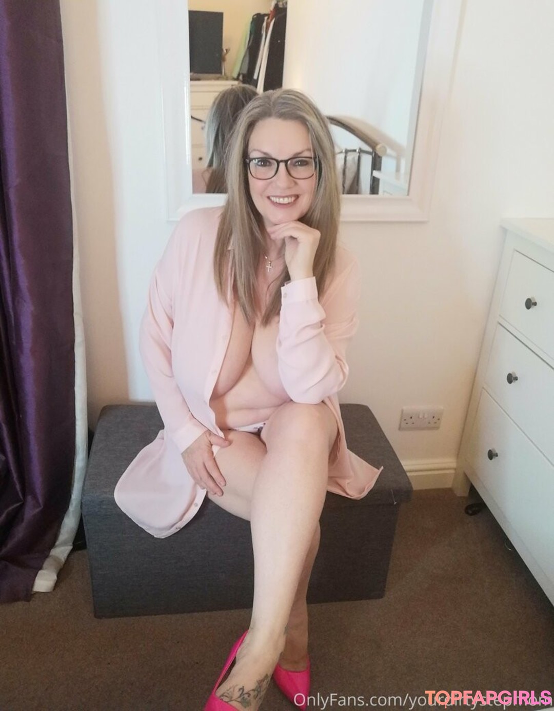 Foto desnuda filtrada de OnlyFans de Glamgran56 #92 Foto desnuda filtrada de OnlyFans de Glamgran56 #92