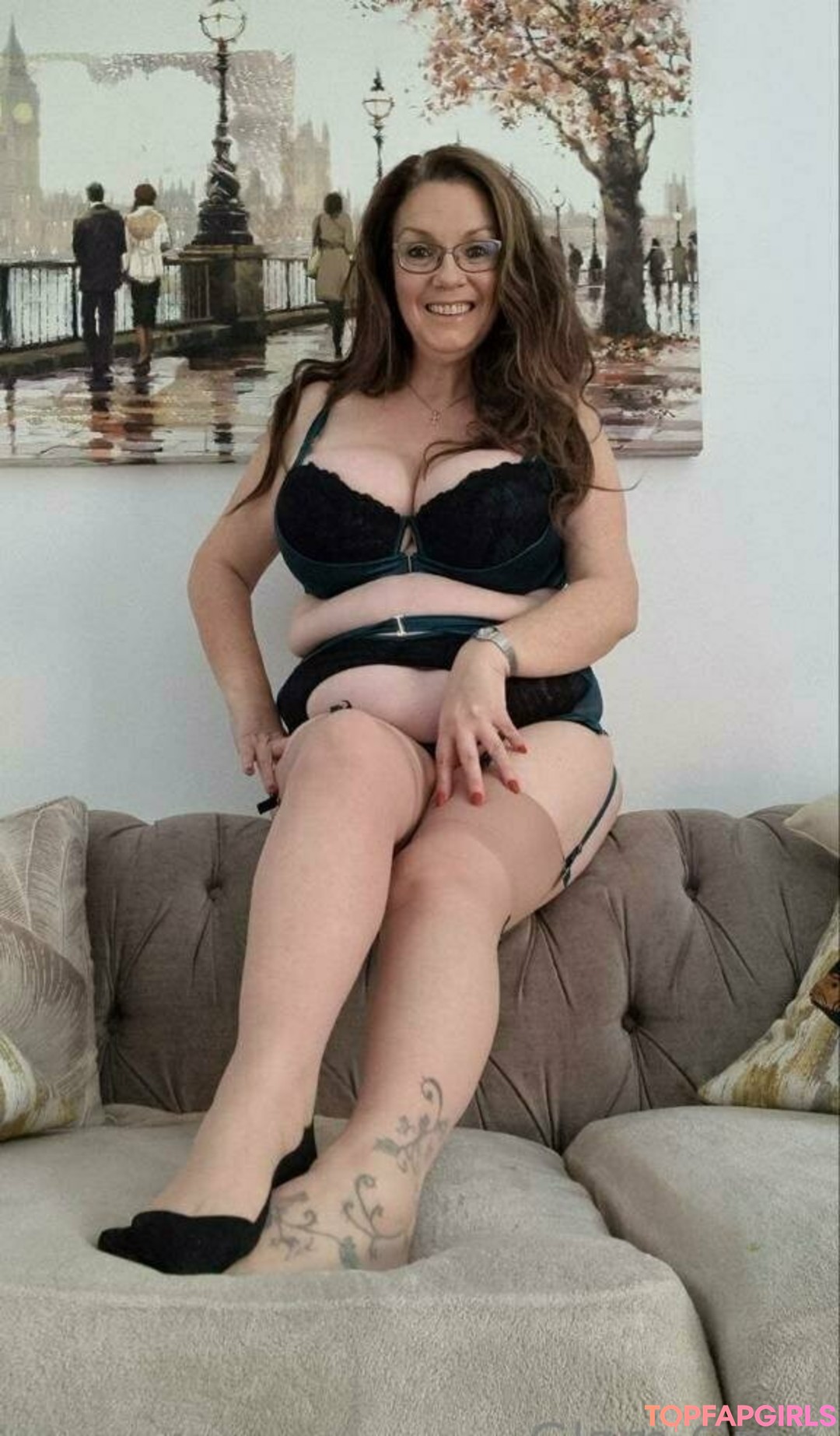 Foto desnuda filtrada de OnlyFans de Glamgran56 #99 Foto desnuda filtrada de OnlyFans de Glamgran56 #99