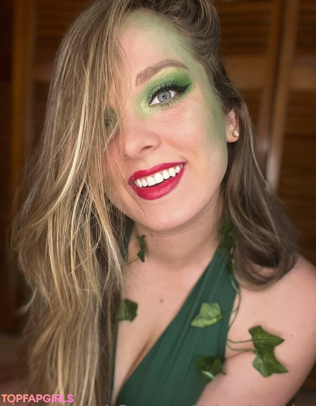 Foto desnuda filtrada de OnlyFans de Littlemisschloe #13 Foto desnuda filtrada de OnlyFans de Littlemisschloe #13