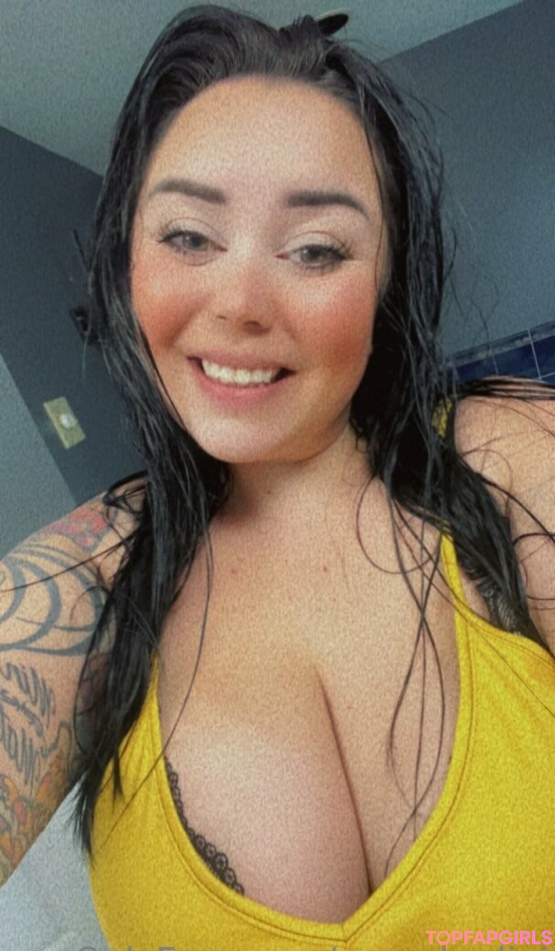 Foto desnuda filtrada de OnlyFans de Ravenbadini #310 Foto desnuda filtrada de OnlyFans de Ravenbadini #310