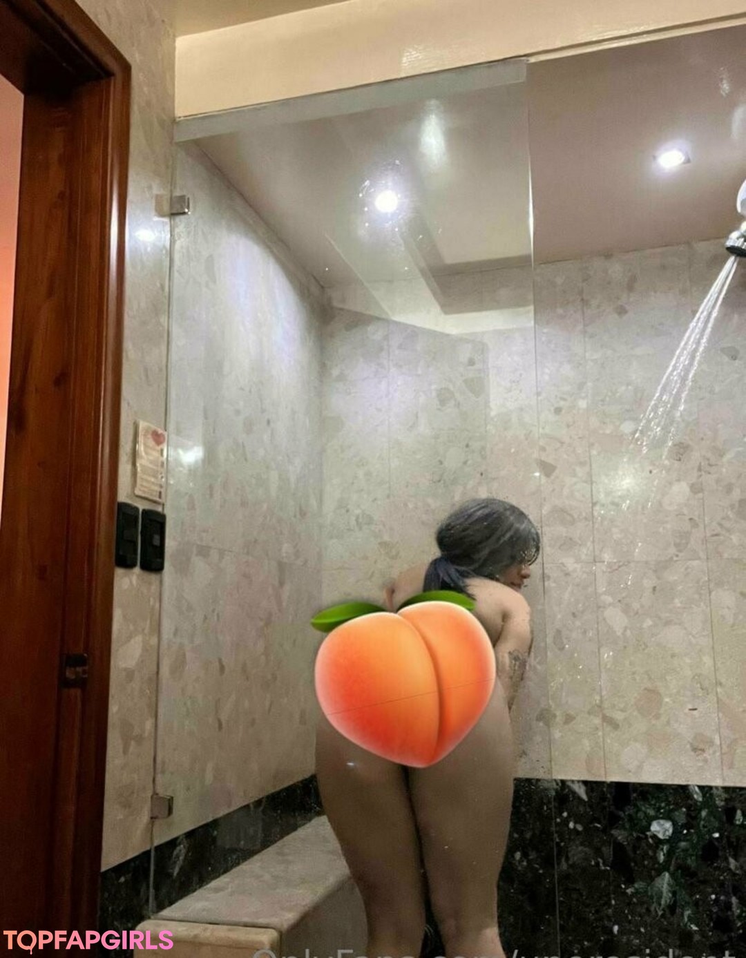 Foto desnuda filtrada de OnlyFans de Unoresident #19 Foto desnuda filtrada de OnlyFans de Unoresident #19