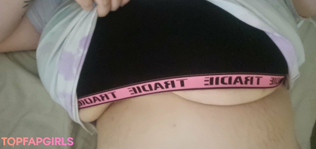 Foto desnuda filtrada de OnlyFans de Yazminrose12 #39 Foto desnuda filtrada de OnlyFans de Yazminrose12 #39