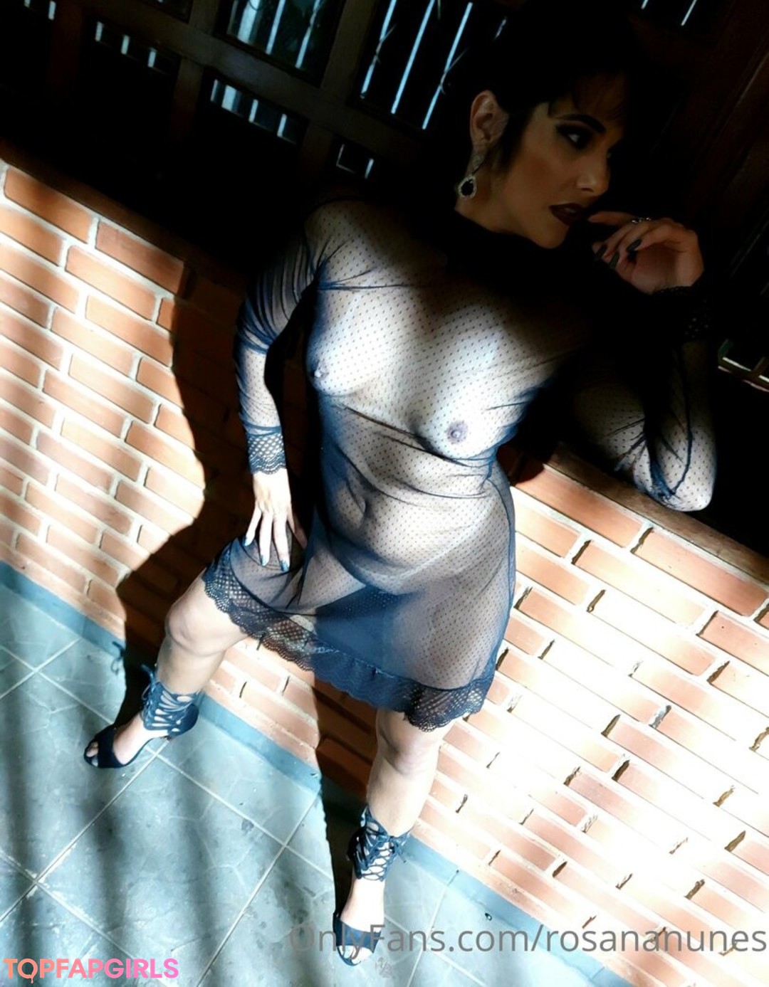 Foto desnuda filtrada de OnlyFans de Rosananunes #48 Foto desnuda filtrada de OnlyFans de Rosananunes #48
