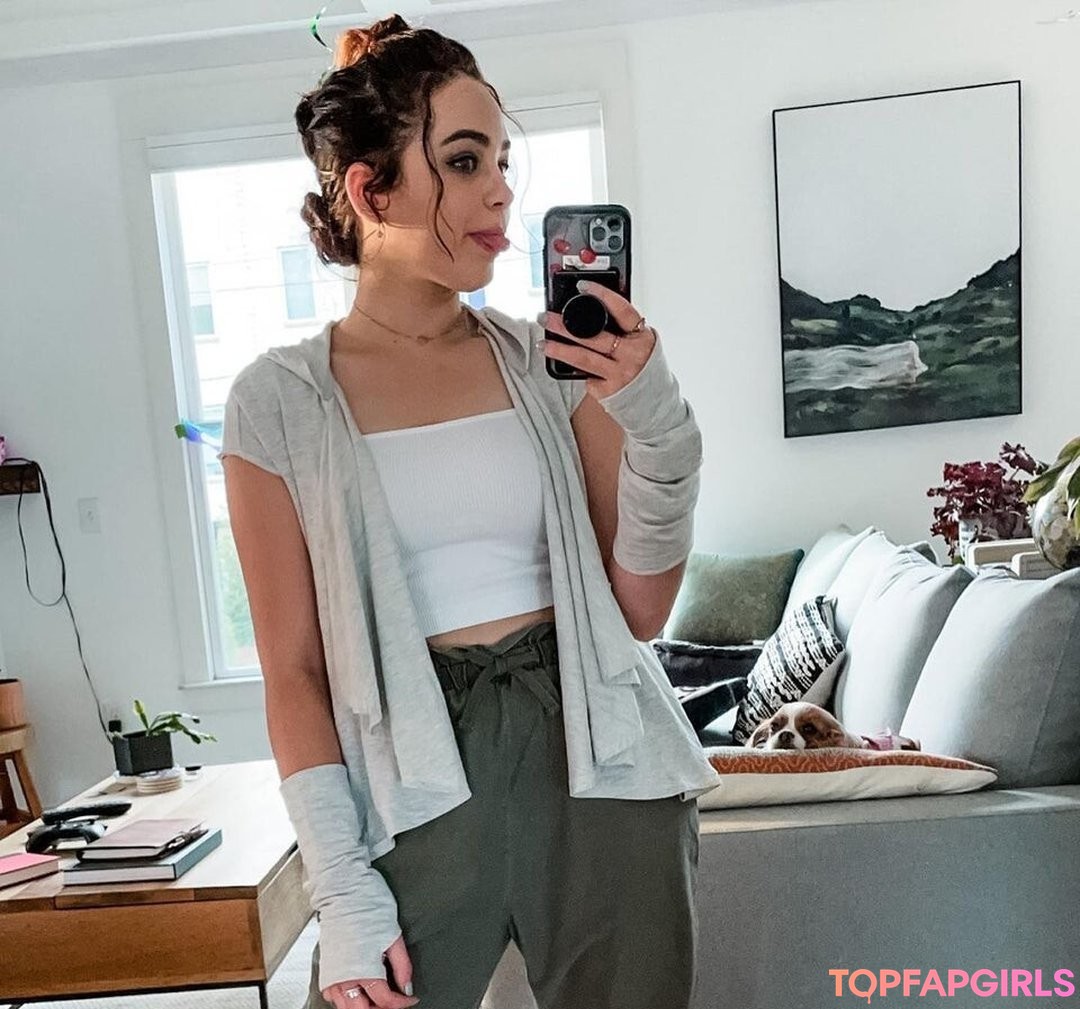 Foto desnuda filtrada de OnlyFans de Mary Mouser #20 Foto desnuda filtrada de OnlyFans de Mary Mouser #20