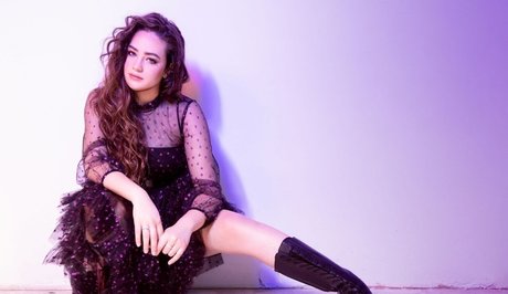 Foto desnuda filtrada de OnlyFans de Mary Mouser