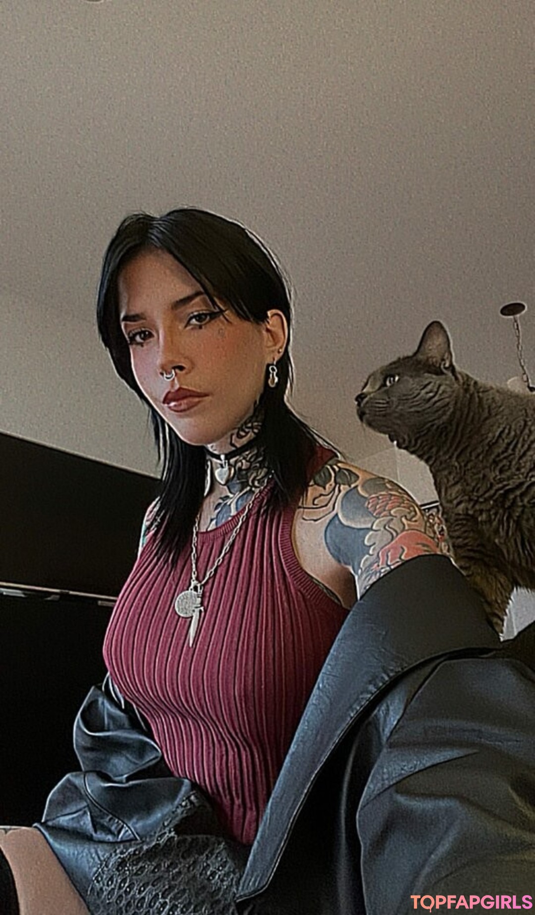 Foto desnuda filtrada de OnlyFans de Uglybandito #22 Foto desnuda filtrada de OnlyFans de Uglybandito #22