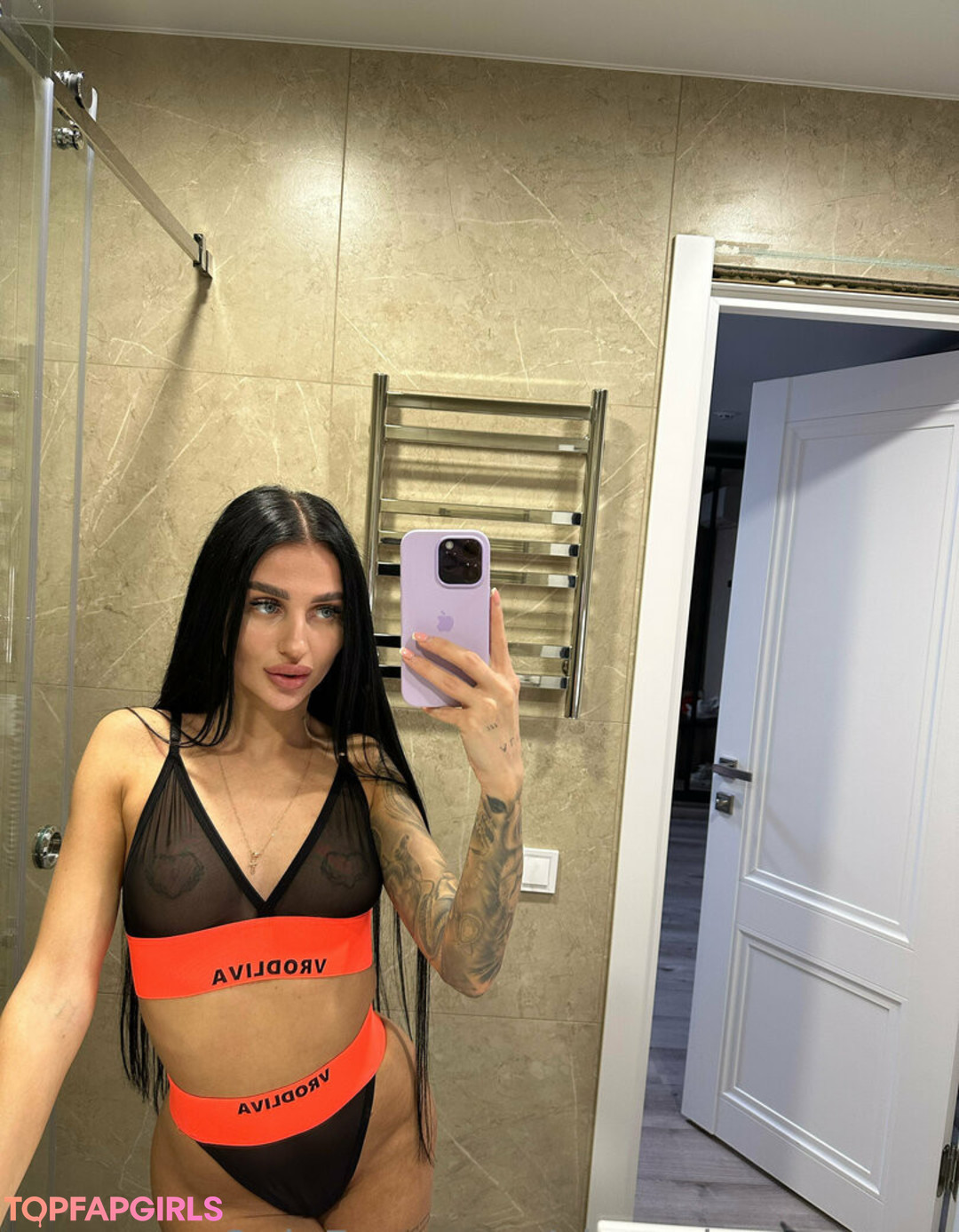 Foto desnuda filtrada de OnlyFans de Charmingmegan #98 Foto desnuda filtrada de OnlyFans de Charmingmegan #98