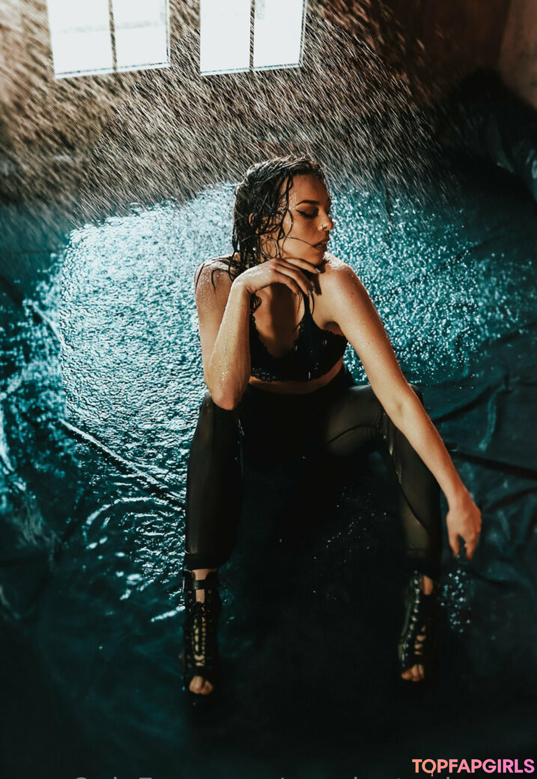 Foto desnuda filtrada de OnlyFans de Urrprivatedance #42 Foto desnuda filtrada de OnlyFans de Urrprivatedance #42