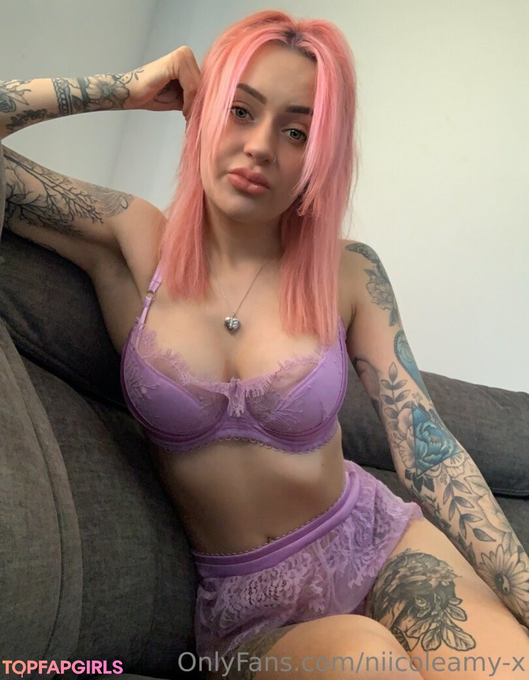Foto desnuda filtrada de OnlyFans de Niicoleamyx #15 Foto desnuda filtrada de OnlyFans de Niicoleamyx #15