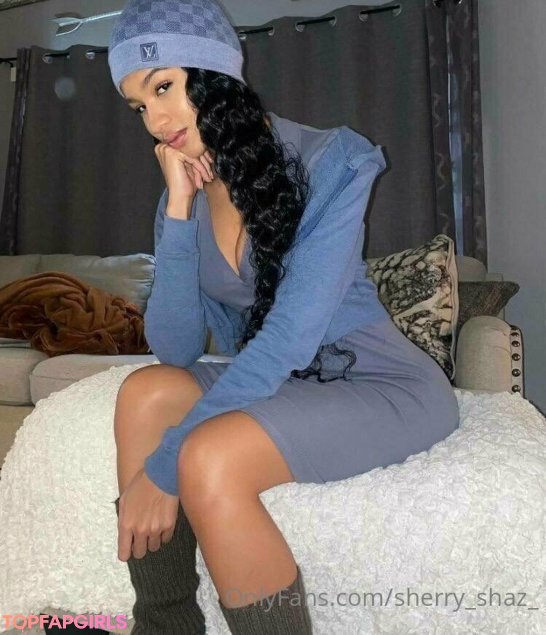 Foto desnuda filtrada de OnlyFans de Sherryshaz #47 Foto desnuda filtrada de OnlyFans de Sherryshaz #47