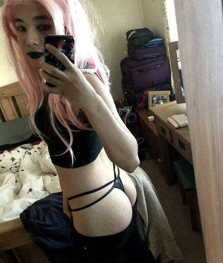 Foto desnuda filtrada de OnlyFans de Asiancd18