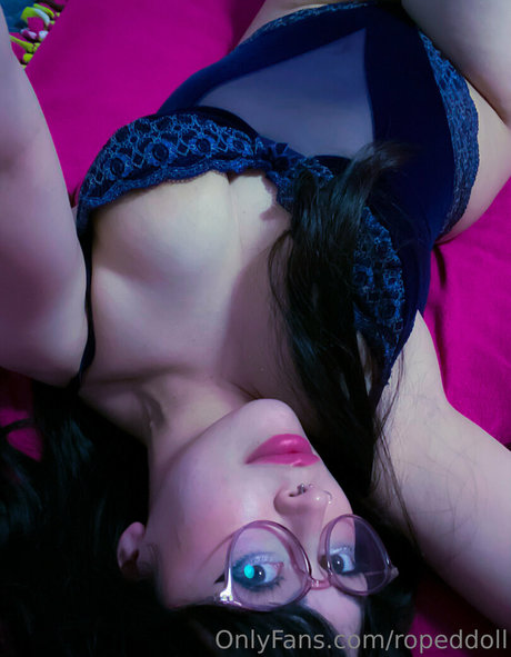 Ropeddoll