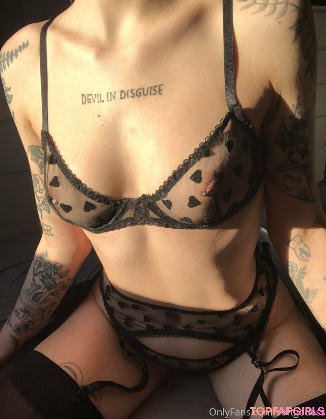 Foto desnuda filtrada de OnlyFans de Softgodess #52 Foto desnuda filtrada de OnlyFans de Softgodess #52