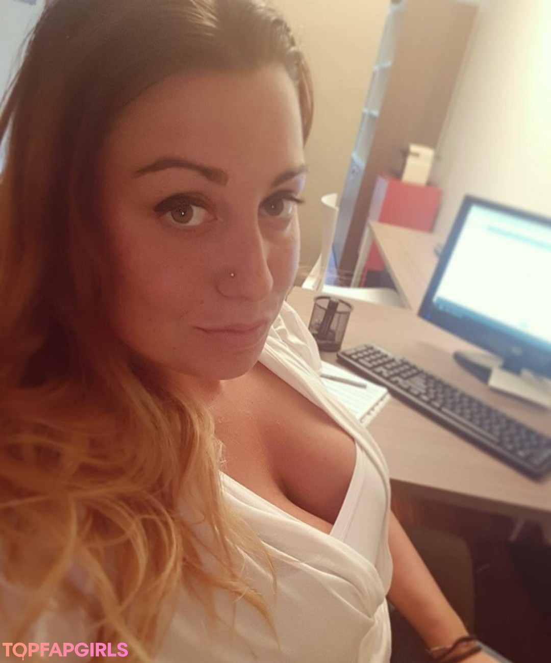 Foto desnuda filtrada de OnlyFans de Curvygirl89 #41 Foto desnuda filtrada de OnlyFans de Curvygirl89 #41