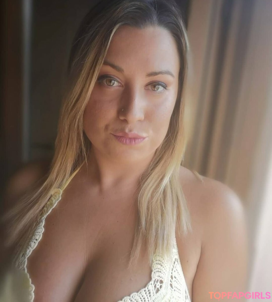 Foto desnuda filtrada de OnlyFans de Curvygirl89 #73 Foto desnuda filtrada de OnlyFans de Curvygirl89 #73