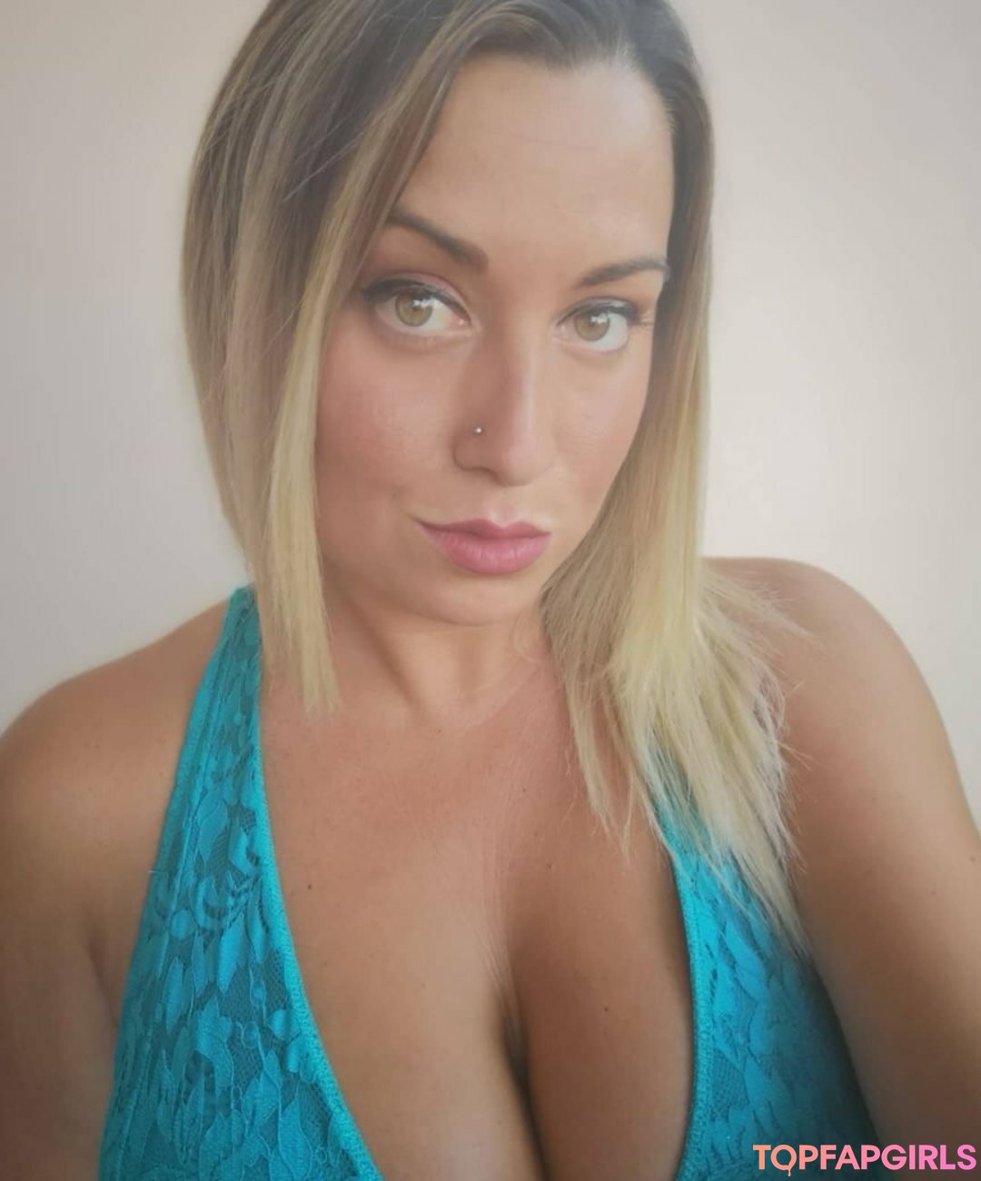Foto desnuda filtrada de OnlyFans de Curvygirl89 #84 Foto desnuda filtrada de OnlyFans de Curvygirl89 #84