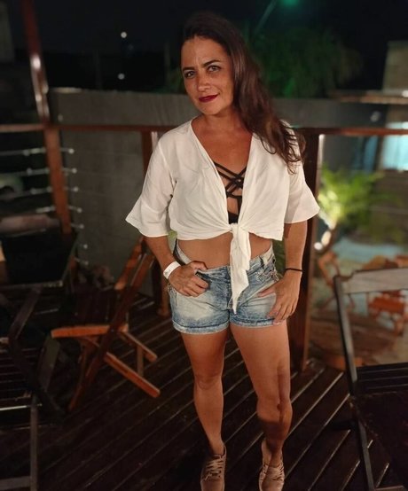 Foto desnuda filtrada de OnlyFans de Milenaromao86