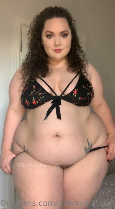 Foto desnuda filtrada de OnlyFans de Nikkimaialinafree