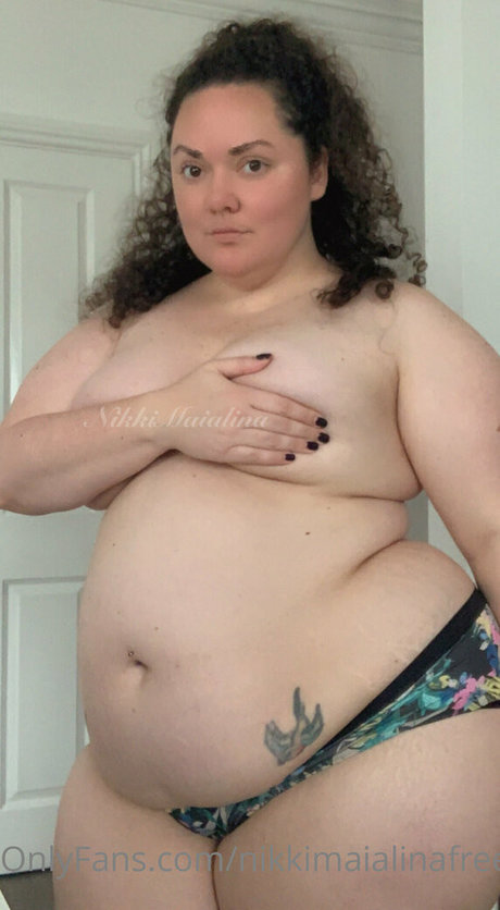 Foto desnuda filtrada de OnlyFans de Nikkimaialinafree