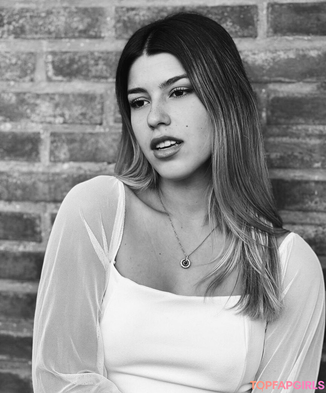 Foto desnuda filtrada de OnlyFans de Valentina Legaria #306 Foto desnuda filtrada de OnlyFans de Valentina Legaria #306