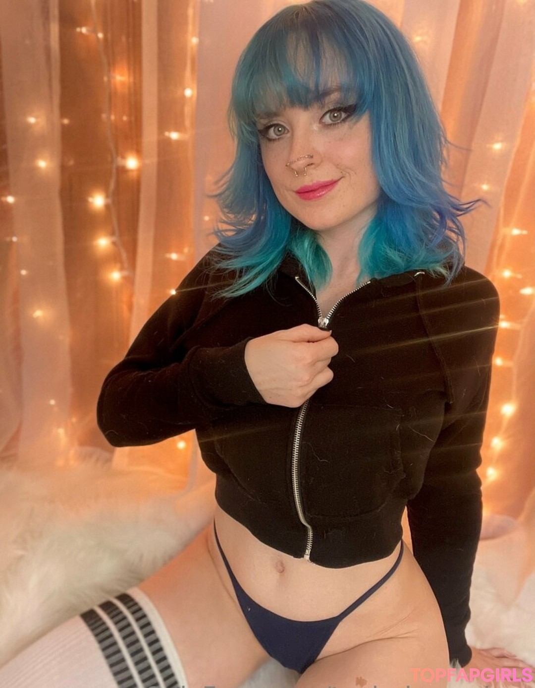 Foto desnuda filtrada de OnlyFans de Taylorhoneybun #143 Foto desnuda filtrada de OnlyFans de Taylorhoneybun #143