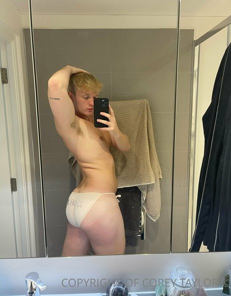 Foto desnuda filtrada de OnlyFans de Coreytaylorvip