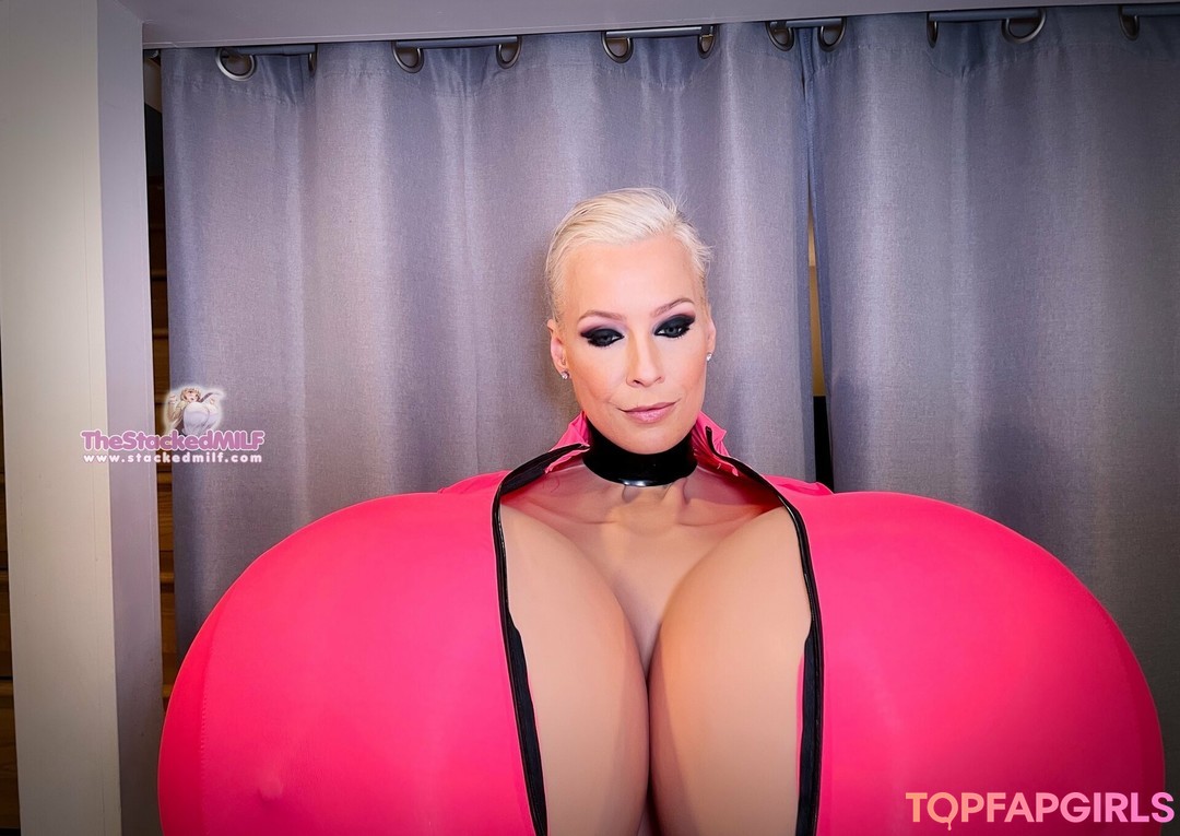 Foto desnuda filtrada de OnlyFans de Thebustysasha #379 Foto desnuda filtrada de OnlyFans de Thebustysasha #379