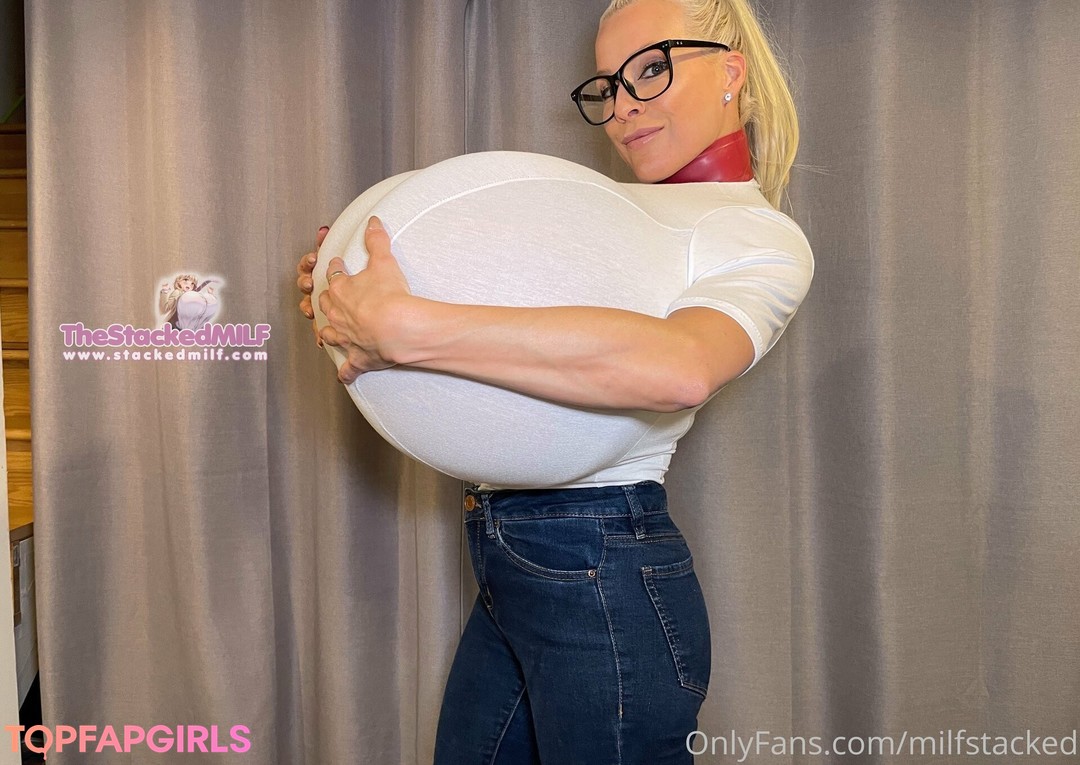 Foto desnuda filtrada de OnlyFans de Thebustysasha #436 Foto desnuda filtrada de OnlyFans de Thebustysasha #436