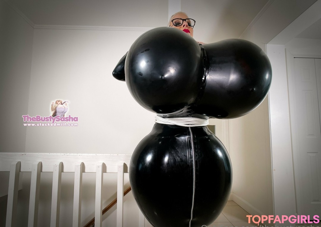 Foto desnuda filtrada de OnlyFans de Thebustysasha #610 Foto desnuda filtrada de OnlyFans de Thebustysasha #610