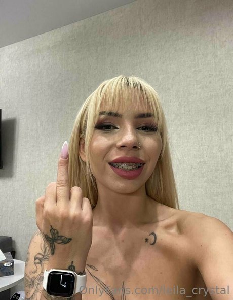 Leila_crystal