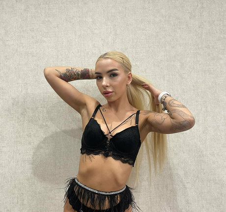 Foto desnuda filtrada de OnlyFans de Leilacrystal