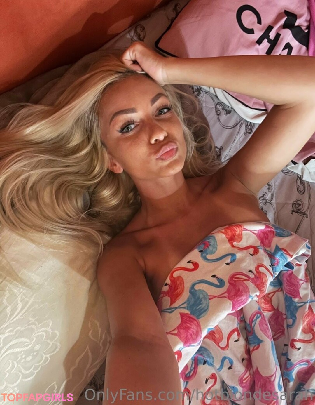 Foto desnuda filtrada de OnlyFans de Hotblondesarah #41 Foto desnuda filtrada de OnlyFans de Hotblondesarah #41