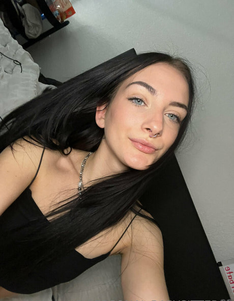 Babysitter69