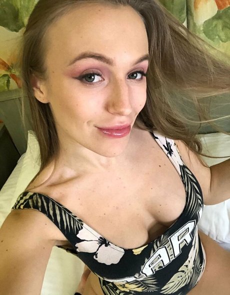 Foto desnuda filtrada de OnlyFans de Aislinxxxmodel