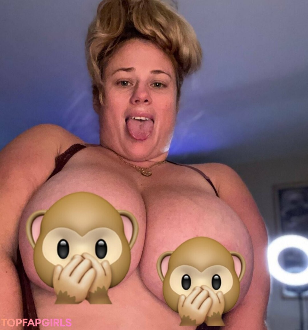 Foto desnuda filtrada de OnlyFans de Luvmeonlysarah #63 Foto desnuda filtrada de OnlyFans de Luvmeonlysarah #63