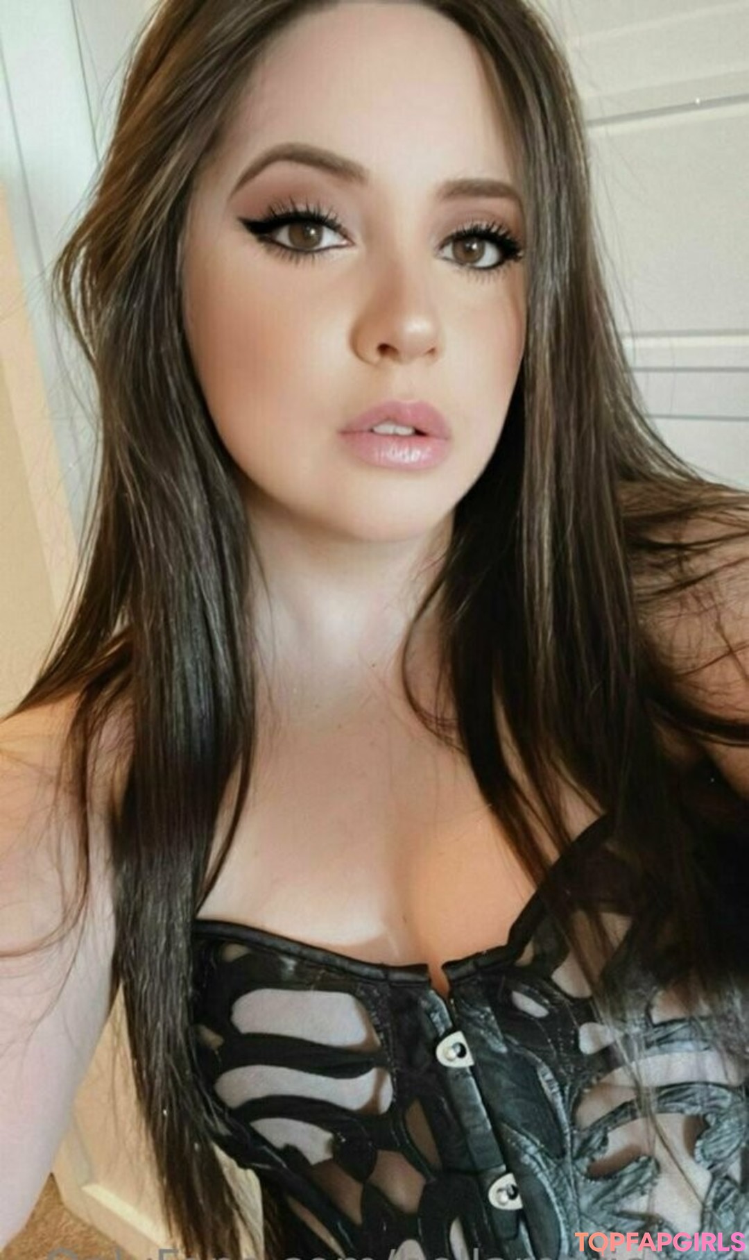 Foto desnuda filtrada de OnlyFans de Bellamarieexx #209 Foto desnuda filtrada de OnlyFans de Bellamarieexx #209