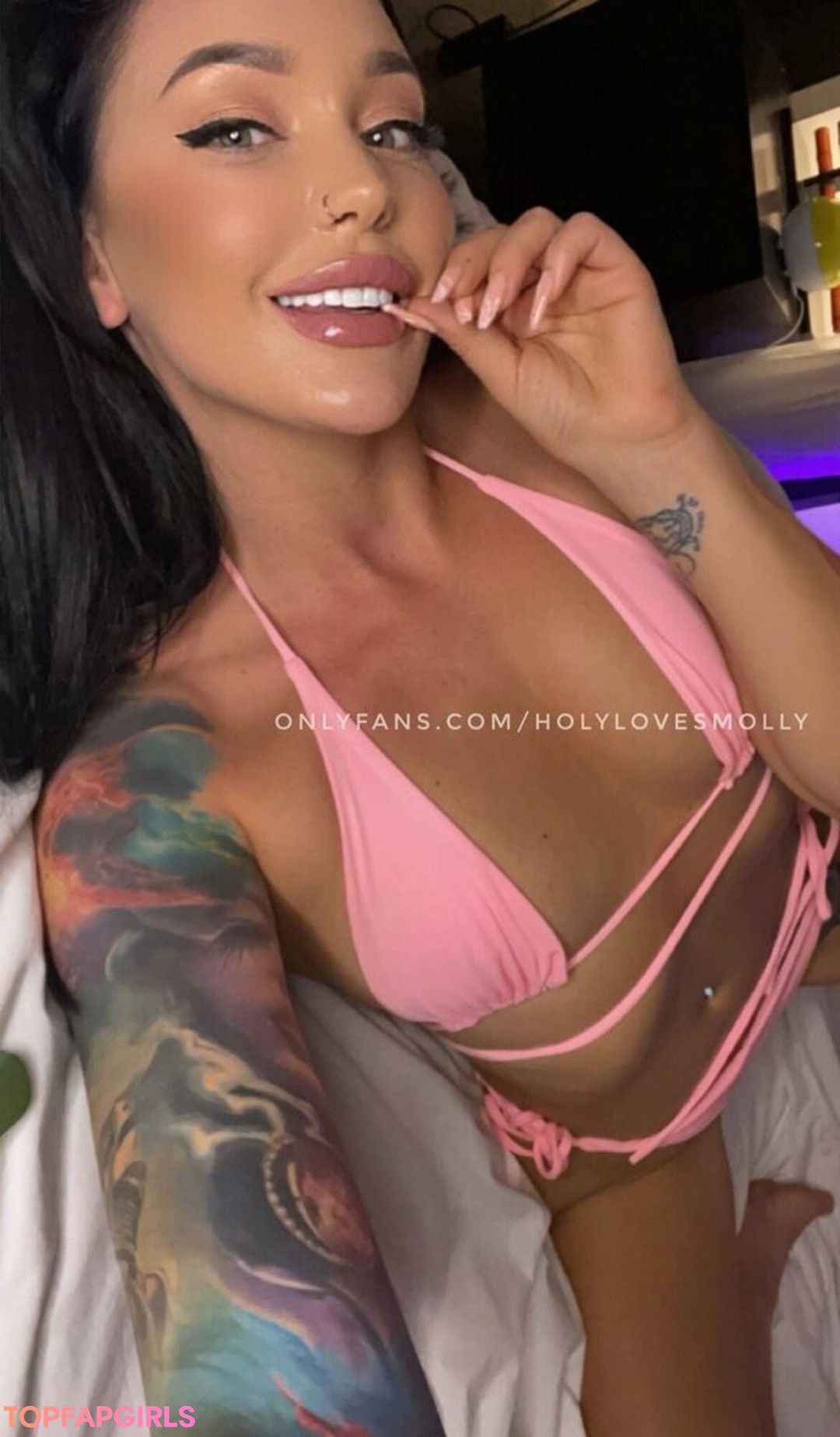 Foto desnuda filtrada de OnlyFans de Holylovesmolly #150 Foto desnuda filtrada de OnlyFans de Holylovesmolly #150