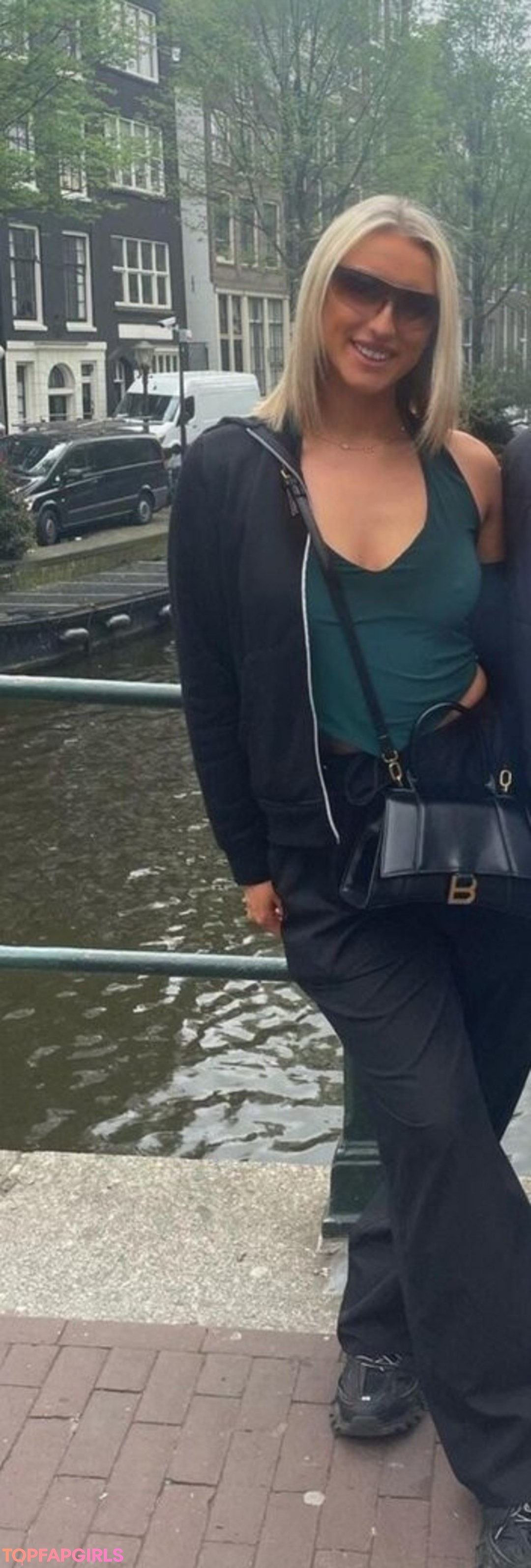 Foto desnuda filtrada de OnlyFans de Lauren Day #79 Foto desnuda filtrada de OnlyFans de Lauren Day #79