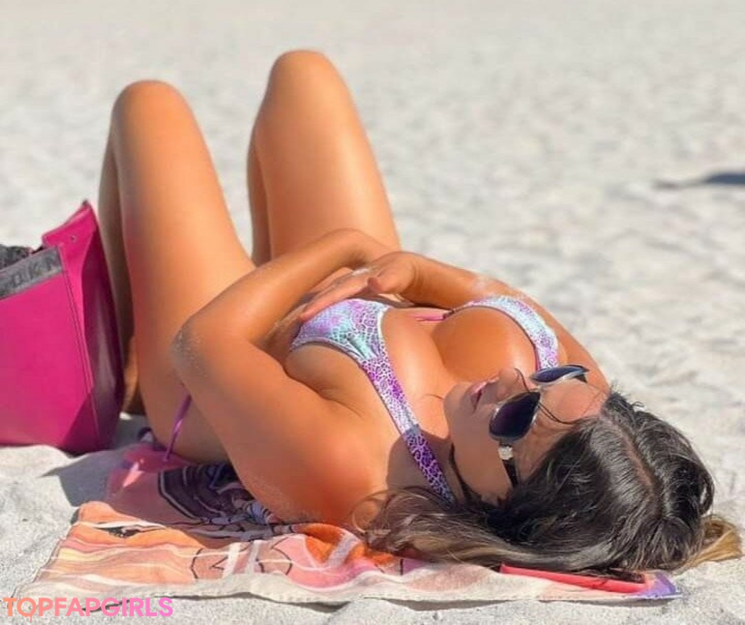 Foto desnuda filtrada de OnlyFans de Claudia Romani #343 Foto desnuda filtrada de OnlyFans de Claudia Romani #343