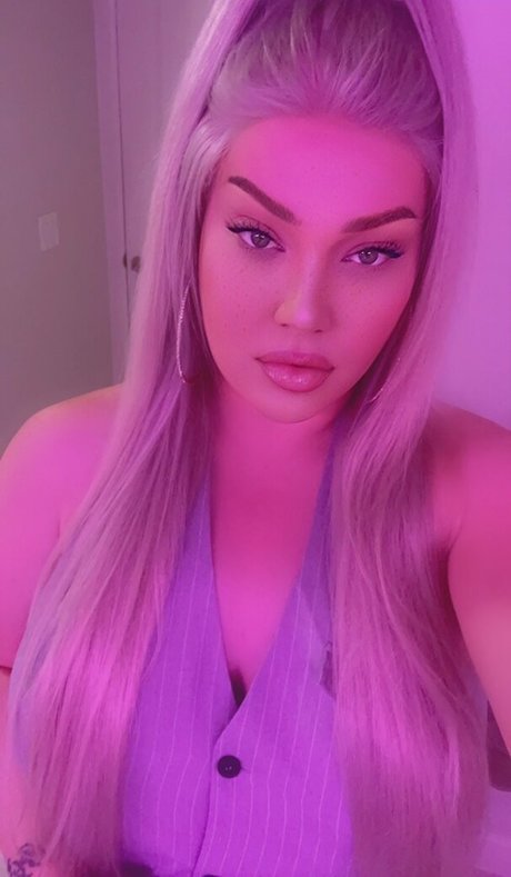 Ts Blondie