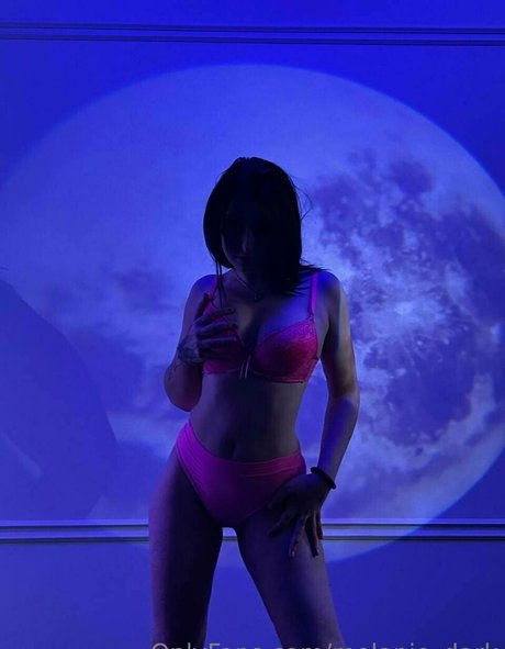 Foto desnuda filtrada de OnlyFans de Melaniedark