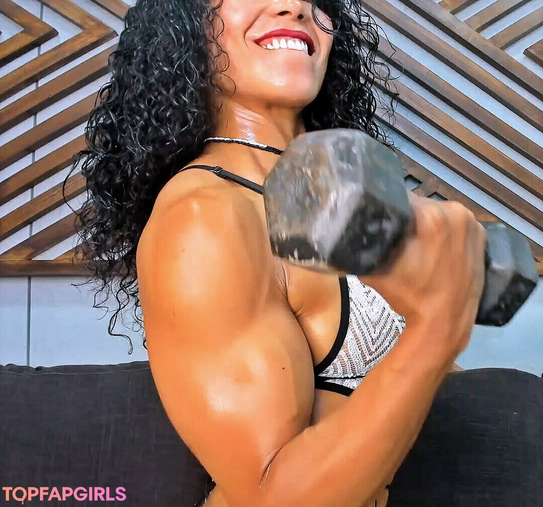 Foto desnuda filtrada de OnlyFans de Brendabiceps #68 Foto desnuda filtrada de OnlyFans de Brendabiceps #68