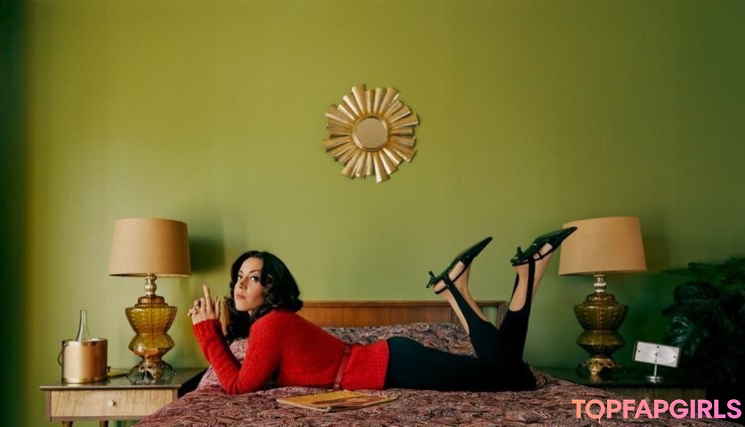 Foto desnuda filtrada de OnlyFans de Aubrey Plaza #95 Foto desnuda filtrada de OnlyFans de Aubrey Plaza #95